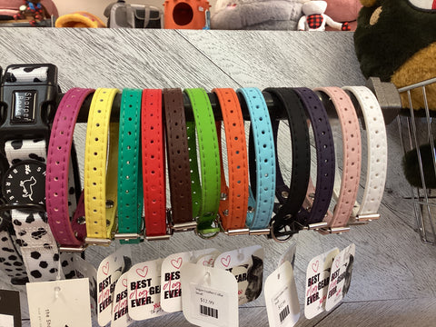 Vegan leather collar